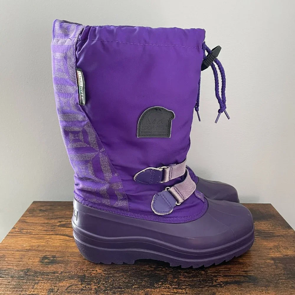 Sorel illumiNite Youth Girl's Size 4 Shoes Purple Lined Weatherproof Winter Boot